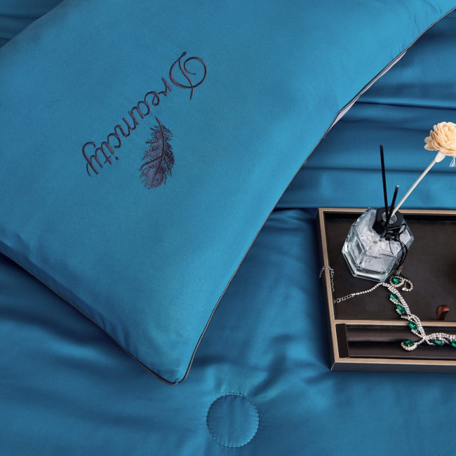 Одеяло Candie’s с простыней на резинке и наволочками ODCANR006 Одеяло Candie’s с простыней на резинке и наволочками ODCANR006