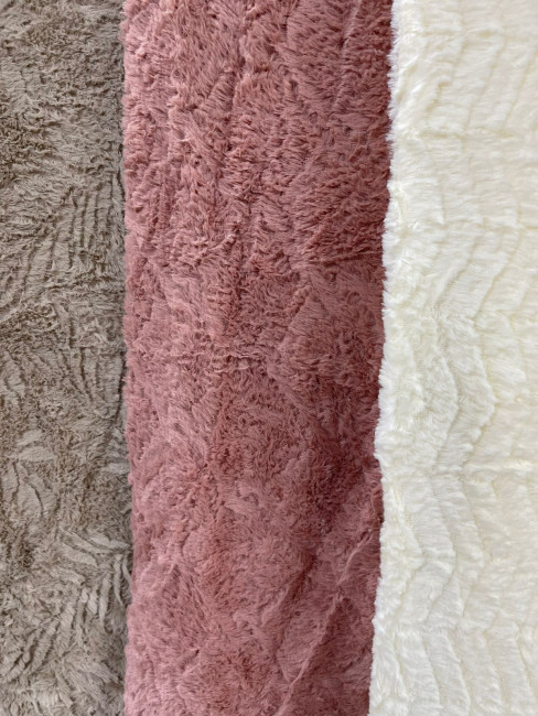 Плед Меховой КРОЛИК УЗОР 1.5 спальный в ассортименте PLKRU