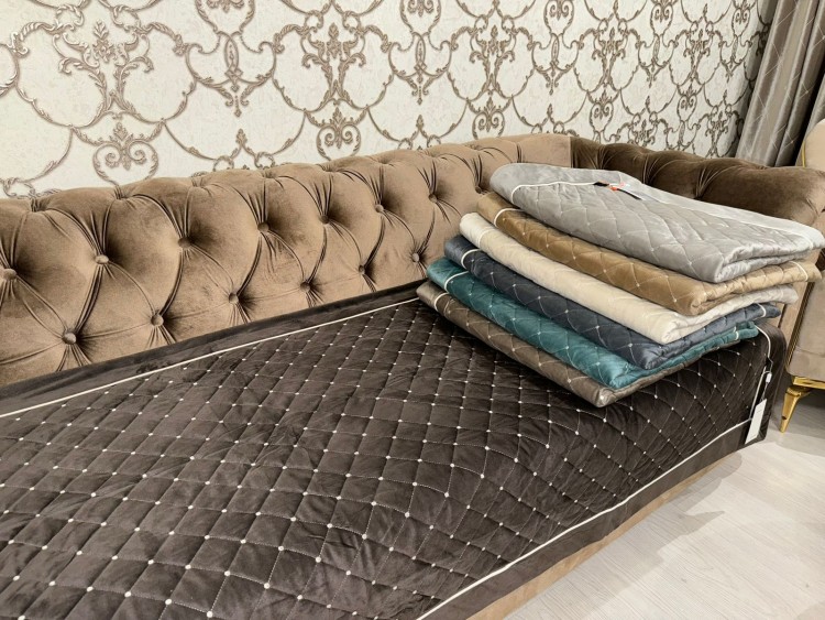 Fool Strip сияқты онлайн порно ойындарын ойнаңыз Ер адам жыныс мүшесін кесіп алып, дәретханаға ағызып жіберген.