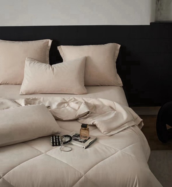 Одеяло Mency Бархатный сатин с простыней и наволочками ODMENBS005 Одеяло Mency Бархатный сатин с простыней и наволочками ODMENBS005