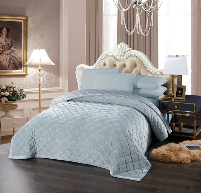 Покрывало Велюровое H POVH 006 Светло-серый Покрывало Велюровое H POVH 006 Светло-серый