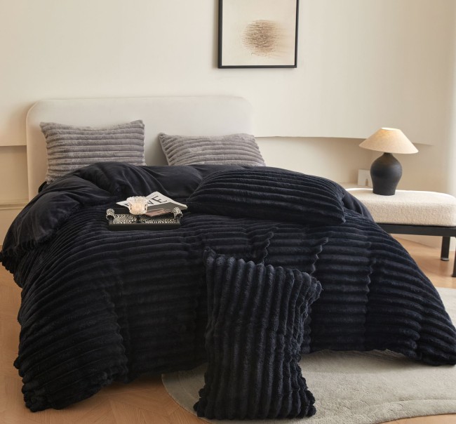 Меховой КПБ Mency Полоска Однотонный MMENPO05 цвет Черный Меховой КПБ Mency Полоска Однотонный MMENPO05 цвет Черный