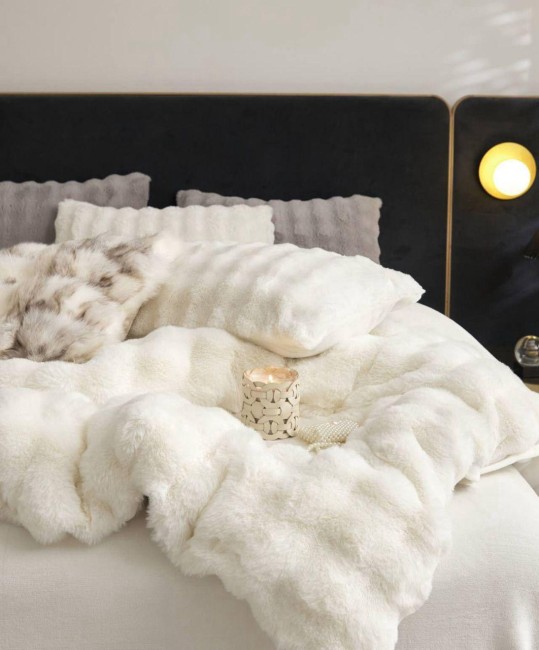 Меховой КПБ Mency Кубик MMENK04 цвет Кремовый Меховой КПБ Mency Кубик MMENK04 цвет Кремовый