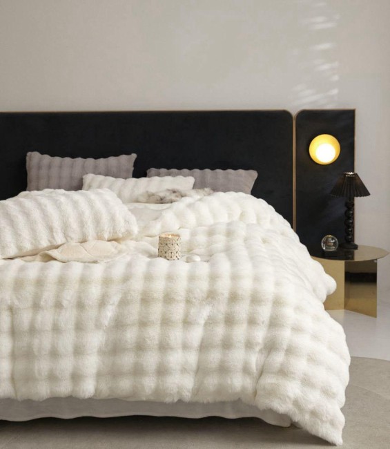 Меховой КПБ Mency Кубик MMENK04 цвет Кремовый Меховой КПБ Mency Кубик MMENK04 цвет Кремовый