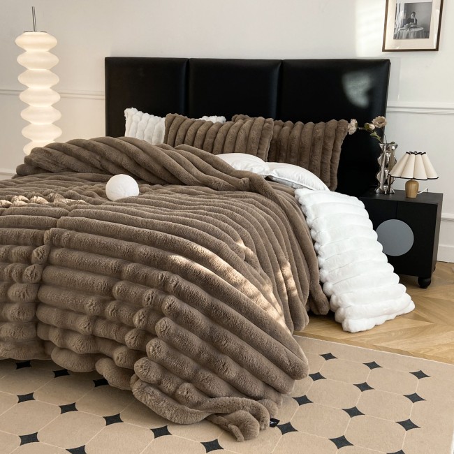 Меховое покрывало Mency Кролик Полоска POMEXKP04 цвет Капучино