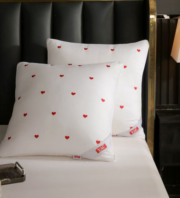 Подушка Tac Сердечки POTACS01 Подушка Tac Сердечки POTACS01