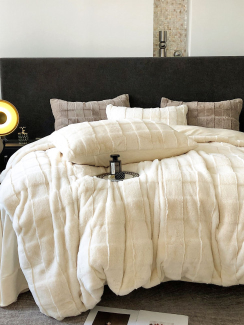 КПБ меховое MENCY с простыней и наволочками MENMEX КПБ меховое MENCY с простыней и наволочками MENMEX