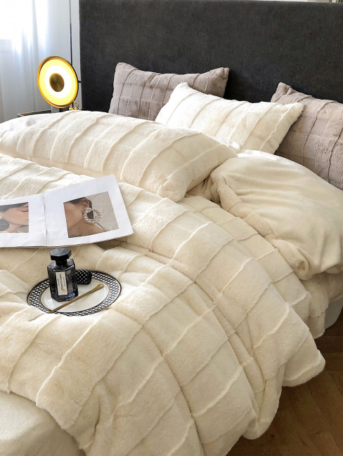 КПБ меховое MENCY с простыней и наволочками MENMEX КПБ меховое MENCY с простыней и наволочками MENMEX