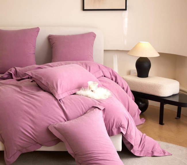 КПБ Mency Winni Бархатный Сатин на резинке по кругу MENBSR09 КПБ Mency Winni Бархатный Сатин на резинке по кругу MENBSR09