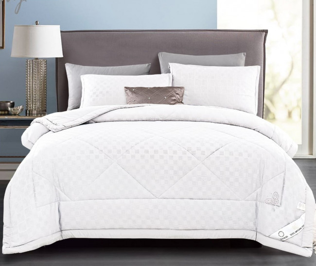 Одеяло Boris Thyme с простыней и наволочками ODBORT09