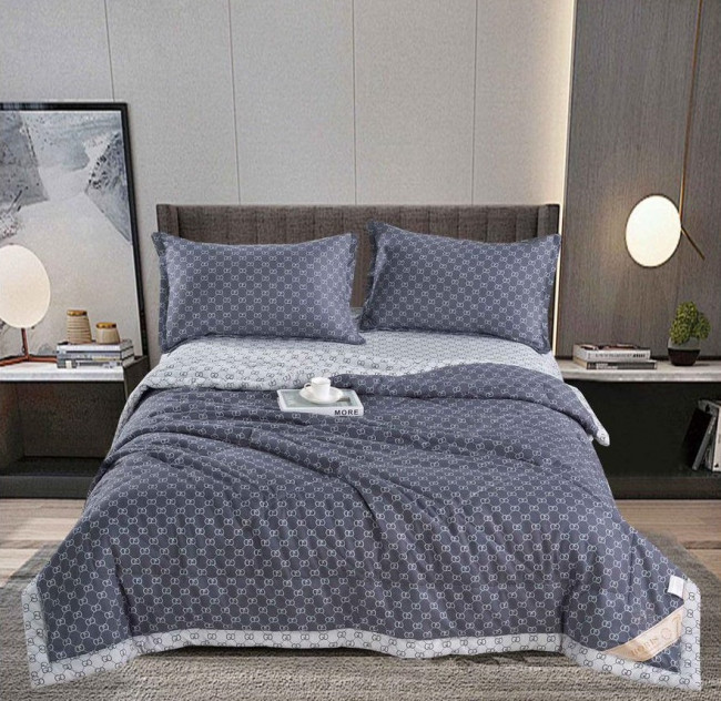 Одеяло Boris с простыней на резинке и наволочками ODBORNR011