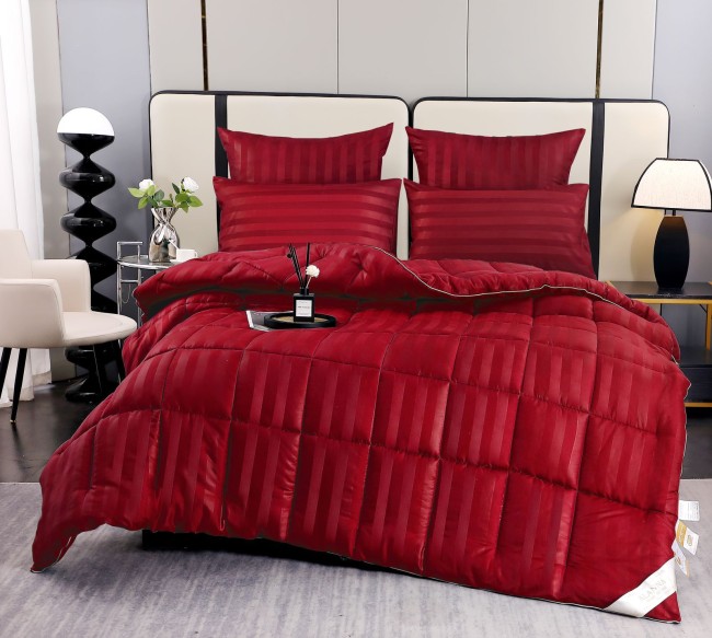 Одеяло Alanna Страйп-сатин с простыней и наволочками ODALASS007 Одеяло Alanna Страйп-сатин с простыней и наволочками ODALASS007