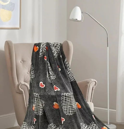 Плед плюшевый 2 спальный Сердечки серый PLSERS Плед плюшевый 2 спальный Сердечки серый PLSERS