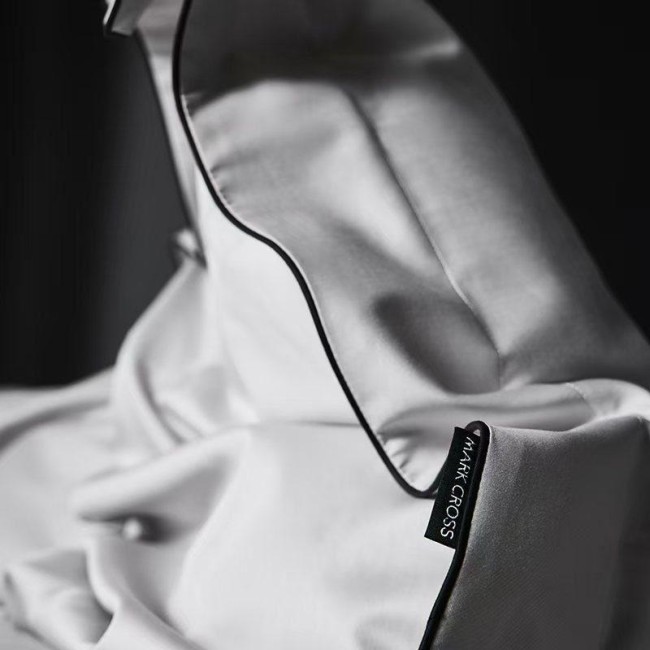 КПБ Mency Winni Mark Cross Бархатный сатин MENWMC001 КПБ Mency Winni Mark Cross Бархатный сатин MENWMC001