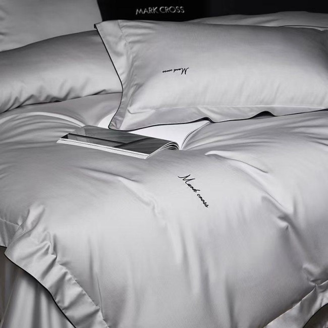 КПБ Mency Winni Mark Cross Бархатный сатин MENWMC001 КПБ Mency Winni Mark Cross Бархатный сатин MENWMC001