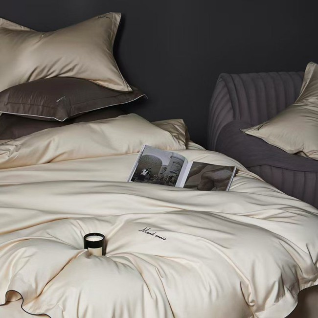 КПБ Mency Winni Mark Cross Бархатный сатин MENWMC003 КПБ Mency Winni Mark Cross Бархатный сатин MENWMC003