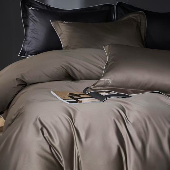 КПБ Mency Winni Mark Cross Бархатный сатин MENWMC004 КПБ Mency Winni Mark Cross Бархатный сатин MENWMC004