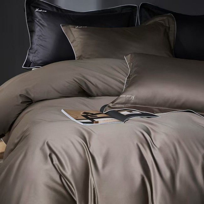 КПБ Mency Winni Mark Cross Бархатный сатин MENWMC004 КПБ Mency Winni Mark Cross Бархатный сатин MENWMC004