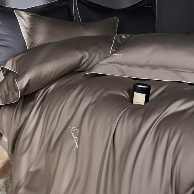 КПБ Mency Winni Mark Cross Бархатный сатин MENWMC004 КПБ Mency Winni Mark Cross Бархатный сатин MENWMC004