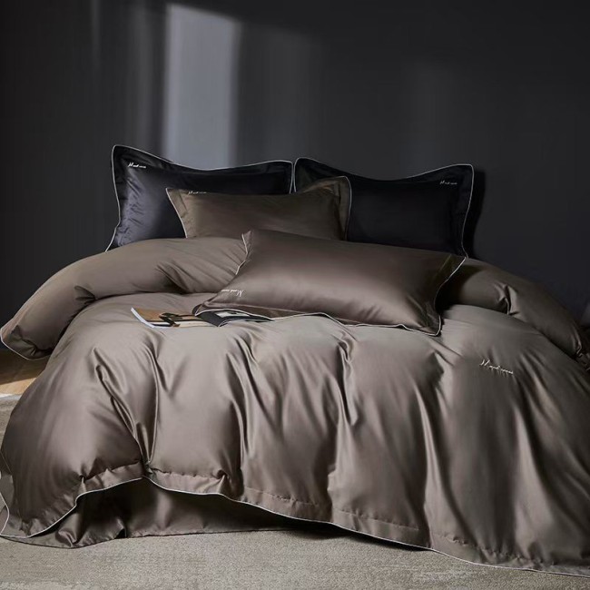 КПБ Mency Winni Mark Cross Бархатный сатин MENWMC004 КПБ Mency Winni Mark Cross Бархатный сатин MENWMC004