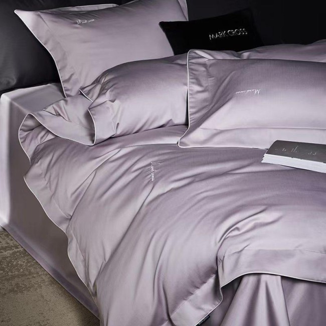 КПБ Mency Winni Mark Cross Бархатный сатин MENWMC005 КПБ Mency Winni Mark Cross Бархатный сатин MENWMC005