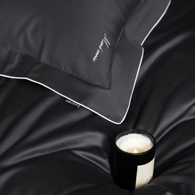 КПБ Mency Winni Mark Cross Бархатный сатин MENWMC006 КПБ Mency Winni Mark Cross Бархатный сатин MENWMC006