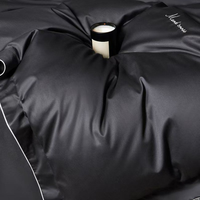 КПБ Mency Winni Mark Cross Бархатный сатин MENWMC006 КПБ Mency Winni Mark Cross Бархатный сатин MENWMC006