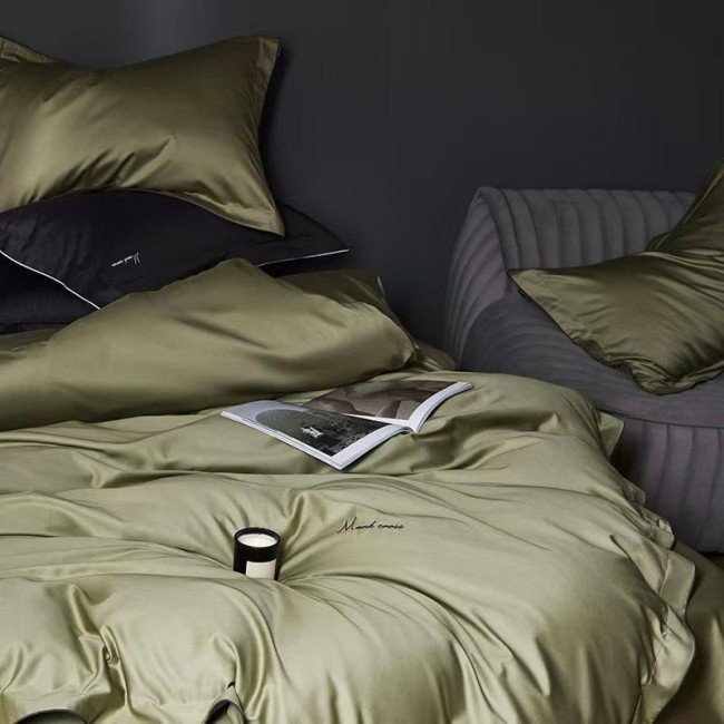 КПБ Mency Winni Mark Cross Бархатный сатин MENWMC007 КПБ Mency Winni Mark Cross Бархатный сатин MENWMC007