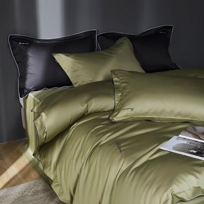 КПБ Mency Winni Mark Cross Бархатный сатин MENWMC007 КПБ Mency Winni Mark Cross Бархатный сатин MENWMC007