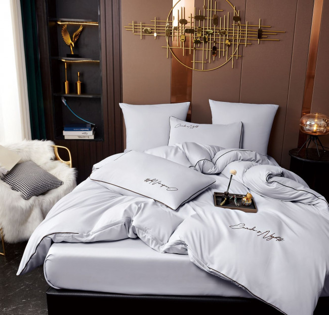 КПБ Candie's однотонный с вышивкой (Светло-серый) CANOV030