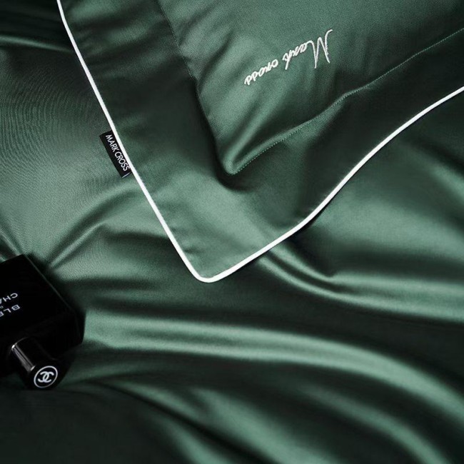 КПБ Mency Winni Mark Cross Бархатный сатин MENWMC008 КПБ Mency Winni Mark Cross Бархатный сатин MENWMC008