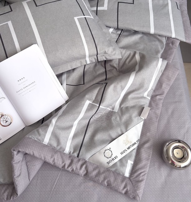 Одеяло Boris с простыней и наволочками ODBORN063 Одеяло Boris с простыней и наволочками ODBORN063