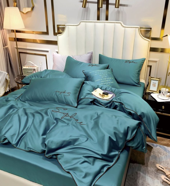 КПБ Mency Winni однотонный с вышивкой на резинке по кругу MENWOV020