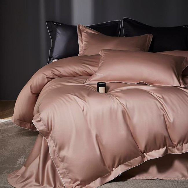 КПБ Mency Winni Mark Cross Бархатный сатин MENWMC010 КПБ Mency Winni Mark Cross Бархатный сатин MENWMC010