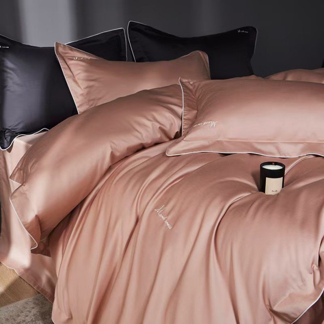 КПБ Mency Winni Mark Cross Бархатный сатин MENWMC010 КПБ Mency Winni Mark Cross Бархатный сатин MENWMC010