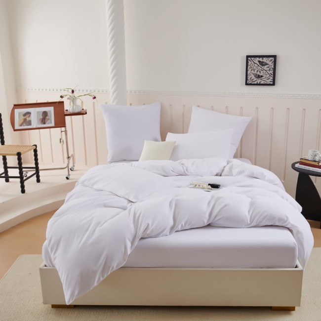 КПБ Candie's Бархат Сатин с простыней на резинке по кругу CANBSR01 КПБ Candie's Бархат Сатин с простыней на резинке по кругу CANBSR01