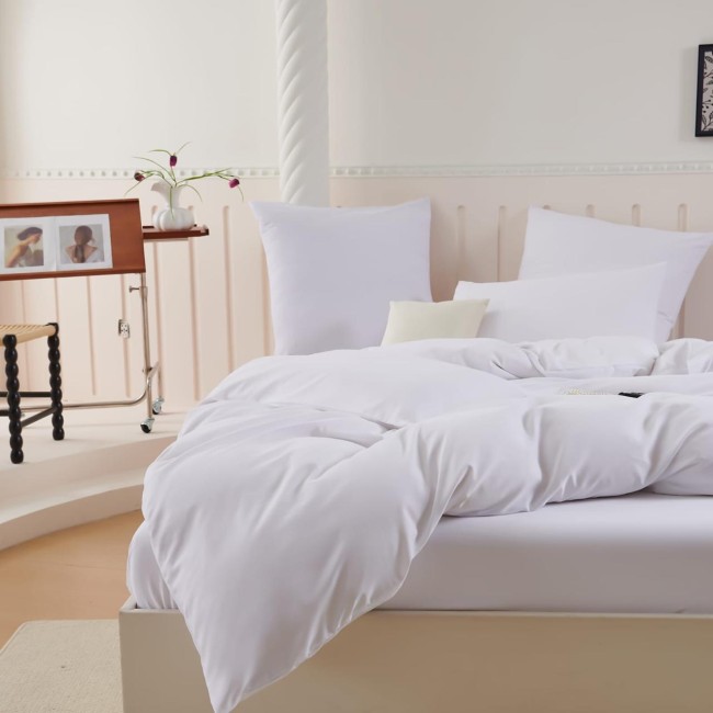 КПБ Candie's Бархат Сатин с простыней на резинке по кругу CANBSR01 КПБ Candie's Бархат Сатин с простыней на резинке по кругу CANBSR01