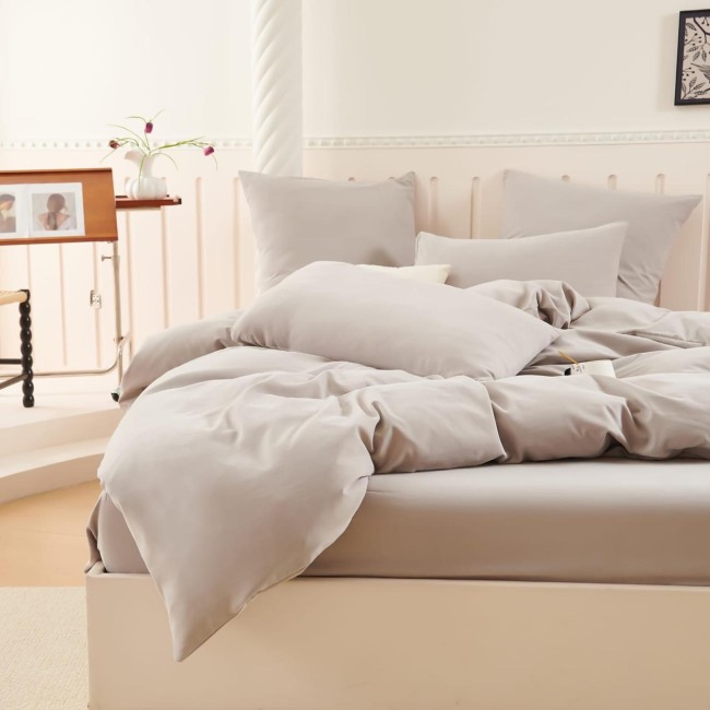 КПБ Candie's Бархат Сатин с простыней на резинке по кругу CANBSR03 КПБ Candie's Бархат Сатин с простыней на резинке по кругу CANBSR03