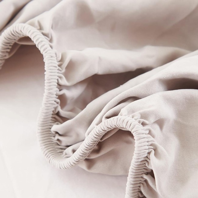 КПБ Candie's Бархат Сатин с простыней на резинке по кругу CANBSR03 КПБ Candie's Бархат Сатин с простыней на резинке по кругу CANBSR03