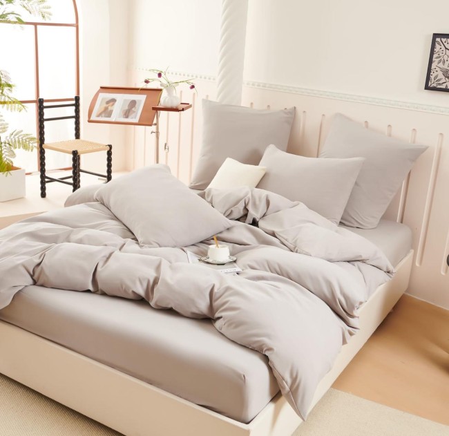 КПБ Candie's Бархат Сатин с простыней на резинке по кругу CANBSR03 КПБ Candie's Бархат Сатин с простыней на резинке по кругу CANBSR03