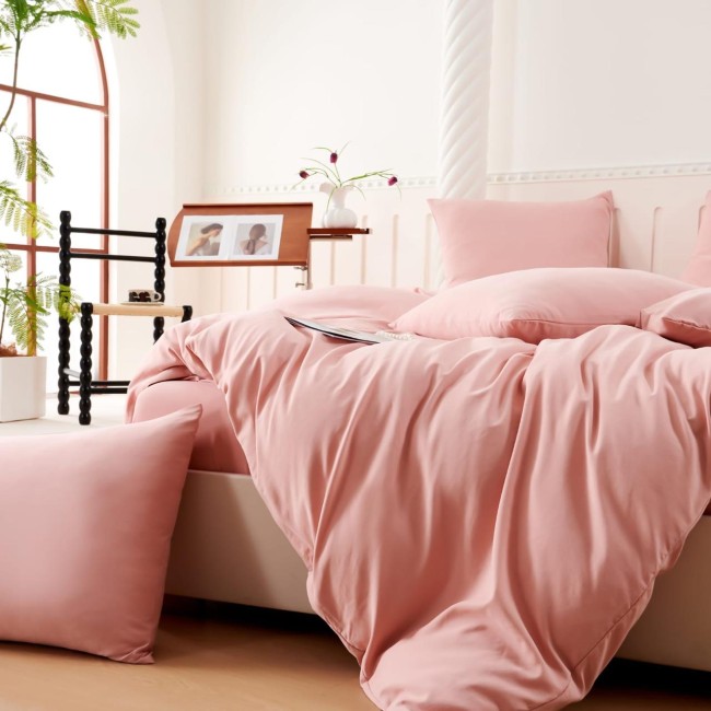 КПБ Candie's Бархат Сатин с простыней на резинке по кругу CANBSR07 КПБ Candie's Бархат Сатин с простыней на резинке по кругу CANBSR07