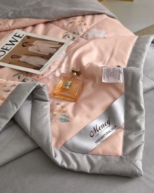 Одеяло Mency  двухстороннее  с простыней и наволочками ODMENHD03