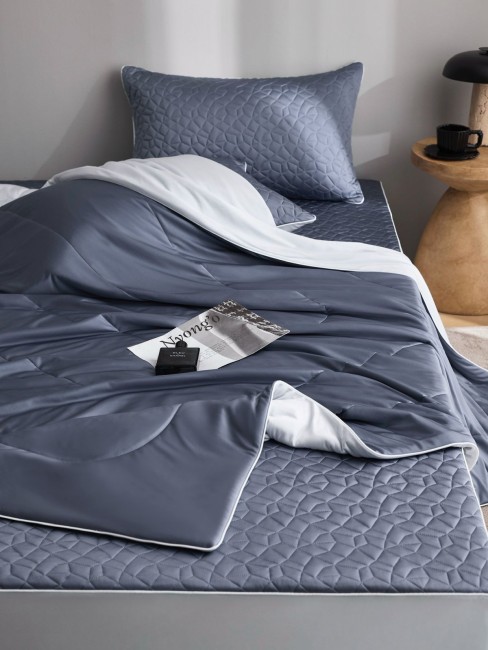 Одеяло Mency Tencel с наматрасником с наволочками ODMNAMT01