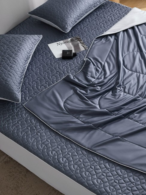 Одеяло Mency Tencel с наматрасником с наволочками ODMNAMT01