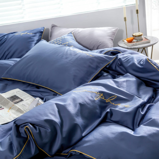 КПБ Mency однотонный с вышивкой MENO010