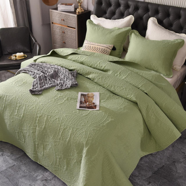 Покрывало стеганое с наволочками POKST