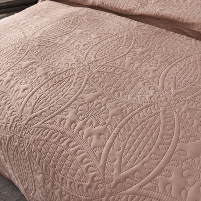 Покрывало стеганое с наволочками POKST