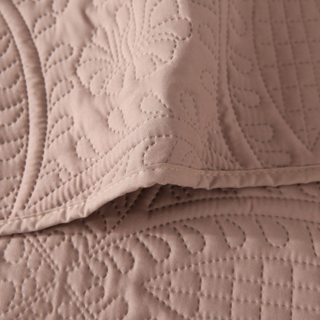 Покрывало стеганое с наволочками POKST