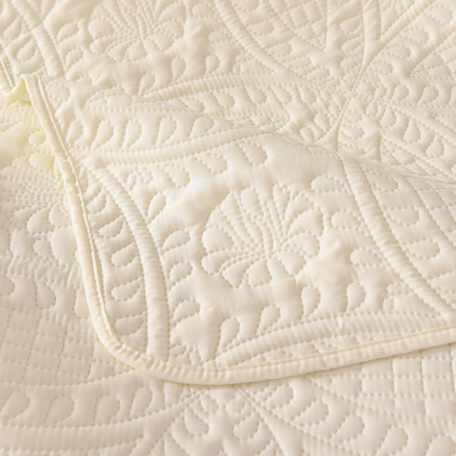 Покрывало стеганое с наволочками POKST