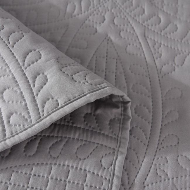 Покрывало стеганое с наволочками POKST